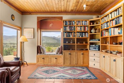 15 Prospect Road Winthrop WA 98862