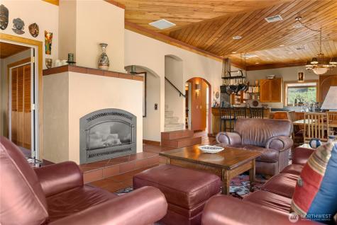 15 Prospect Road Winthrop WA 98862