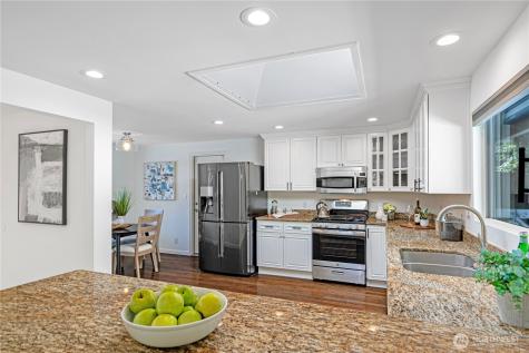 17808 NE 12th Street Bellevue WA 98008