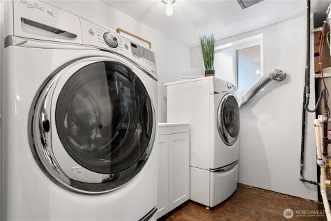 17808 NE 12th Street Bellevue WA 98008