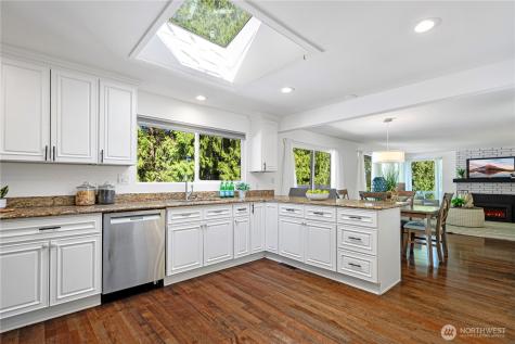 17808 NE 12th Street Bellevue WA 98008