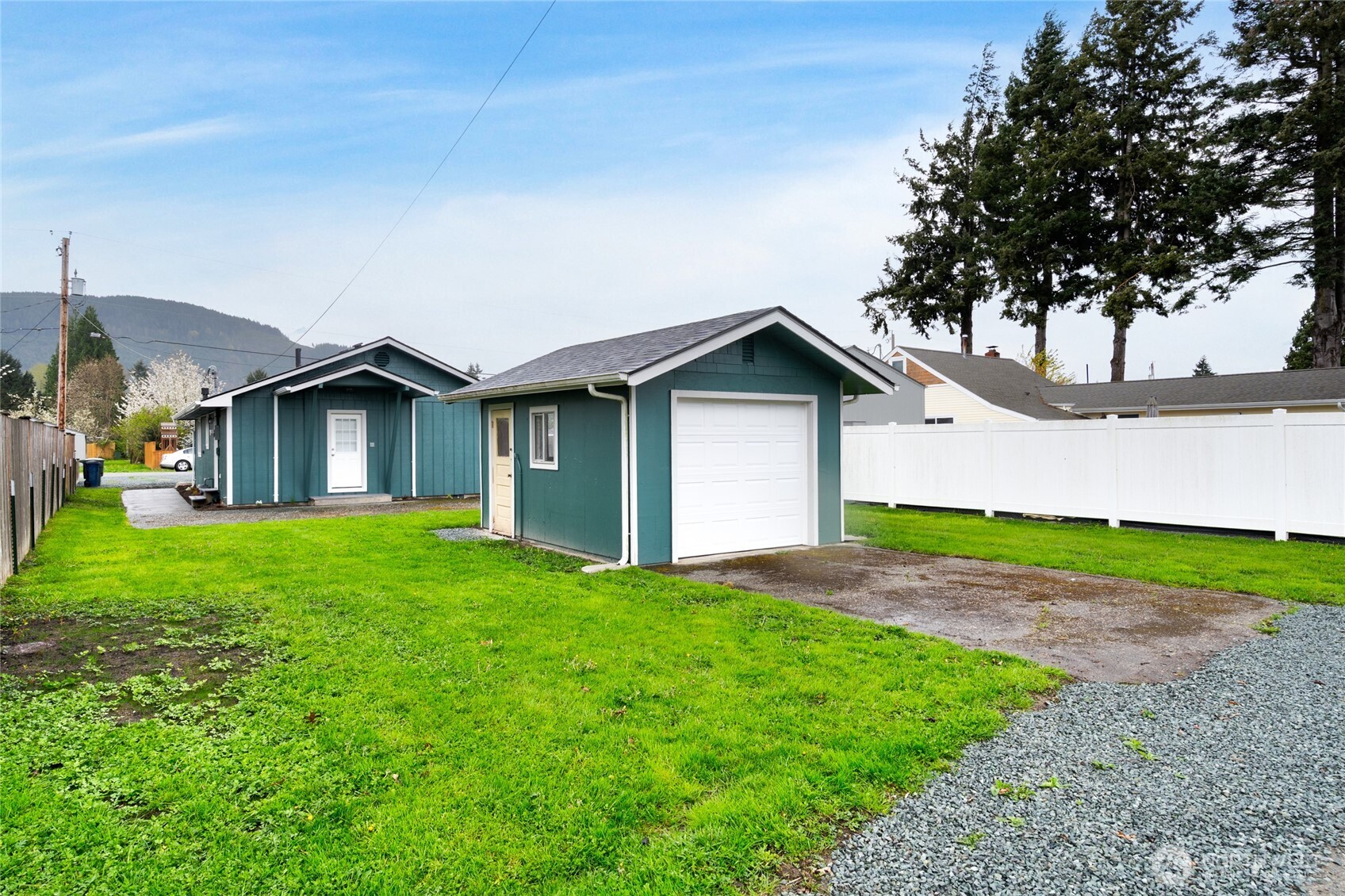 944 Fidalgo Street Sedro Woolley WA 98284