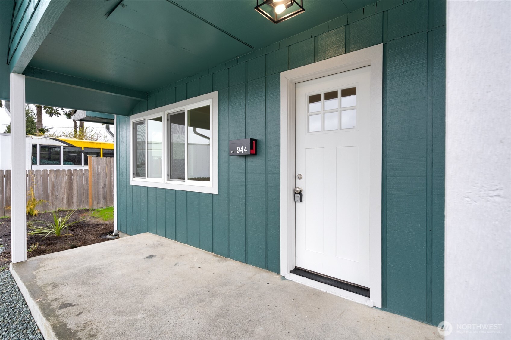944 Fidalgo Street Sedro Woolley WA 98284