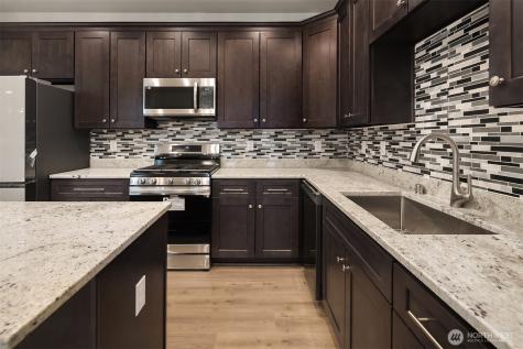 2112 SW 103rd Place Seattle WA 98146