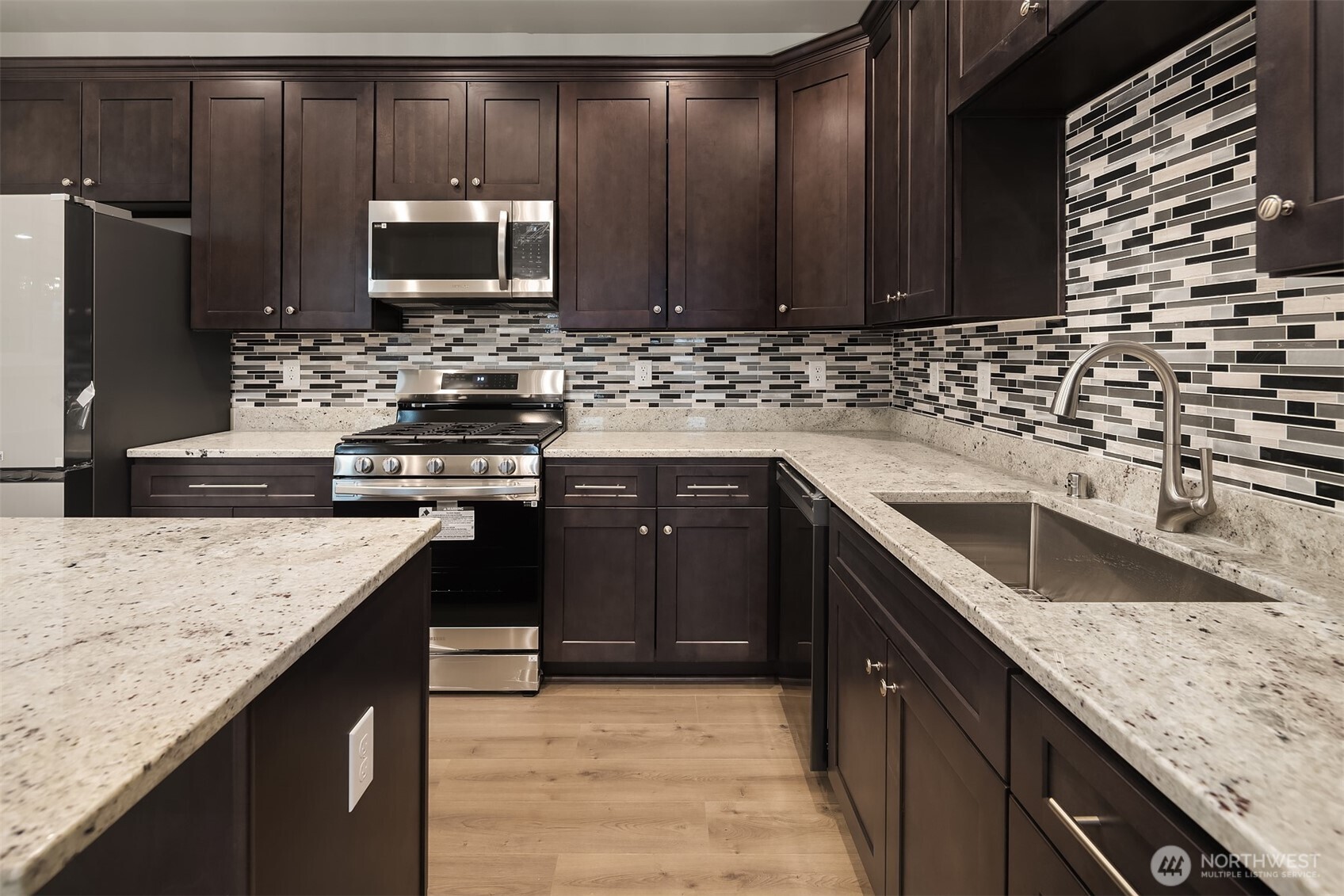 2112 SW 103rd Place Seattle WA 98146