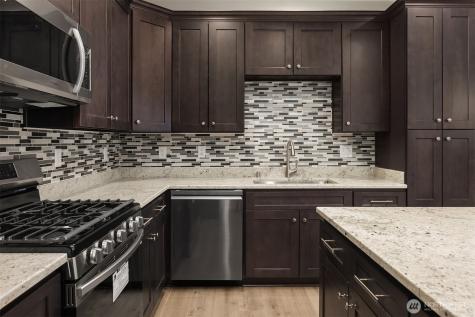 2112 SW 103rd Place Seattle WA 98146