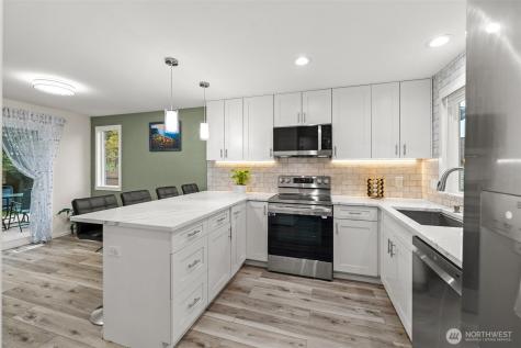 13324 NE 138th Place Kirkland WA 98034