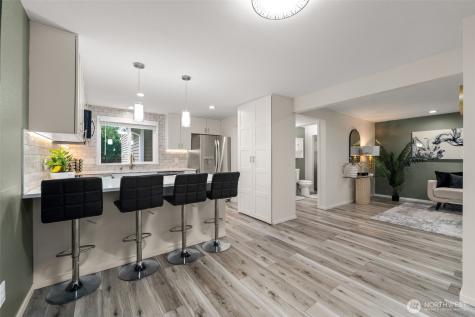 13324 NE 138th Place Kirkland WA 98034