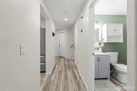 13324 NE 138th Place Kirkland WA 98034