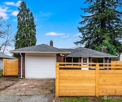 8817 Rose Lakewood WA 98498