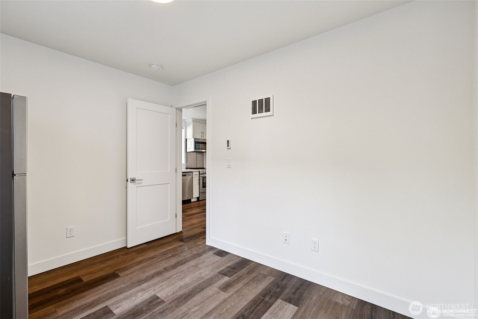 5257 Brooklyn Avenue NE Seattle WA 98105