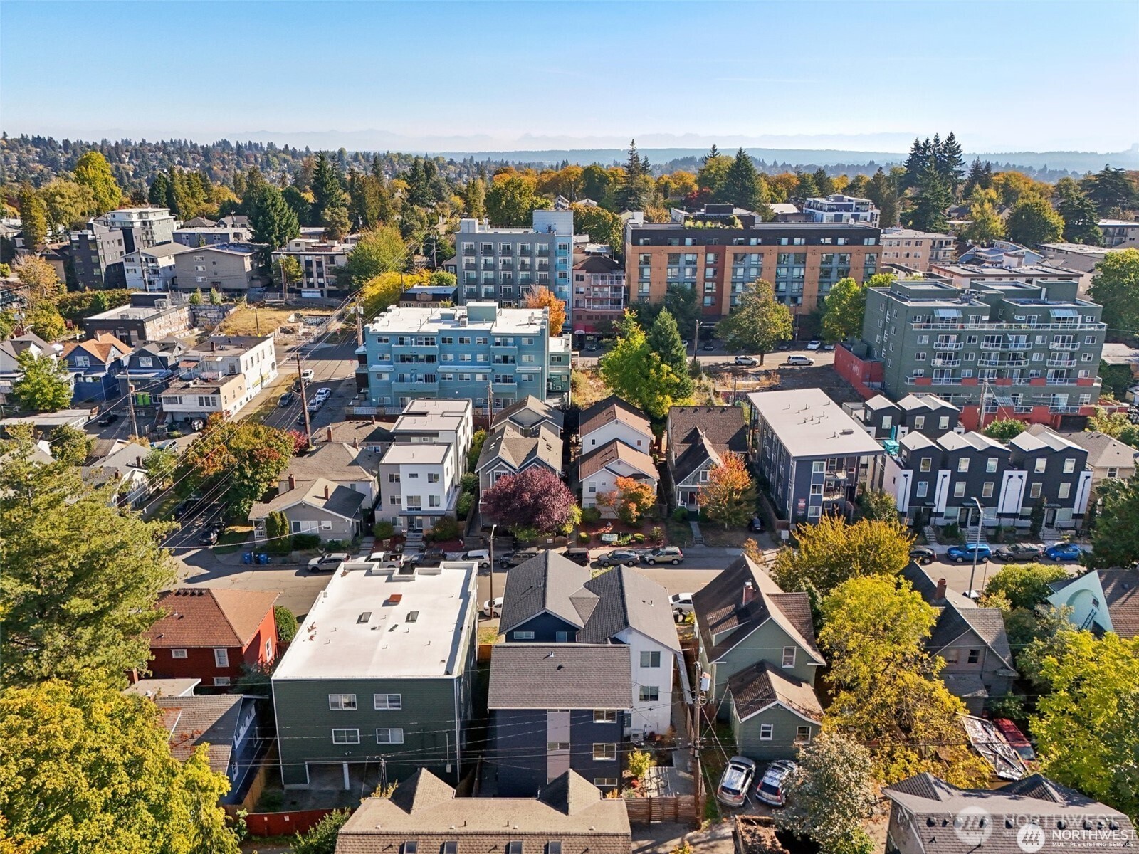 5257 Brooklyn Avenue NE Seattle WA 98105
