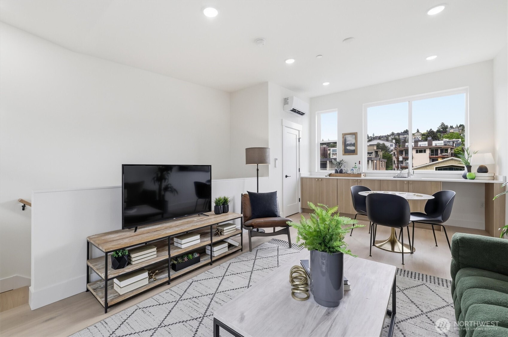 2017 Minor Avenue E Seattle WA 98102