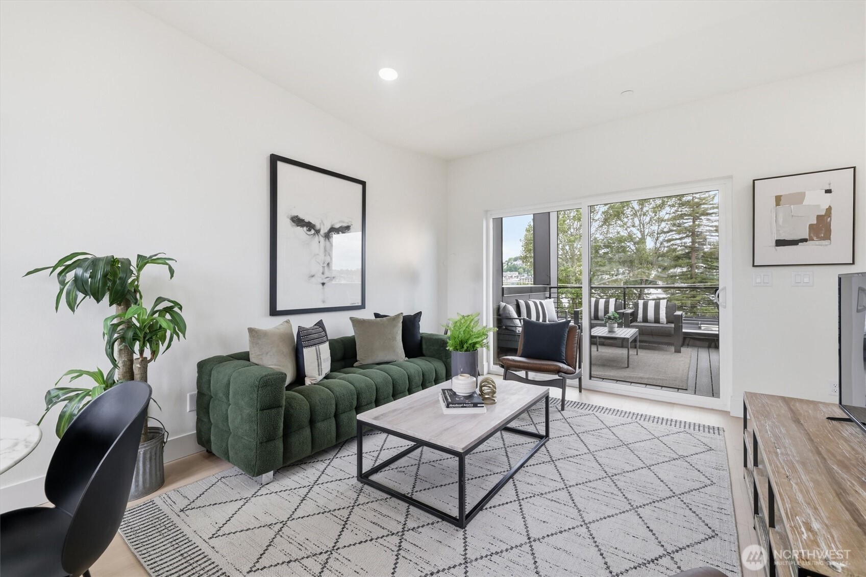 2017 Minor Avenue E Seattle WA 98102