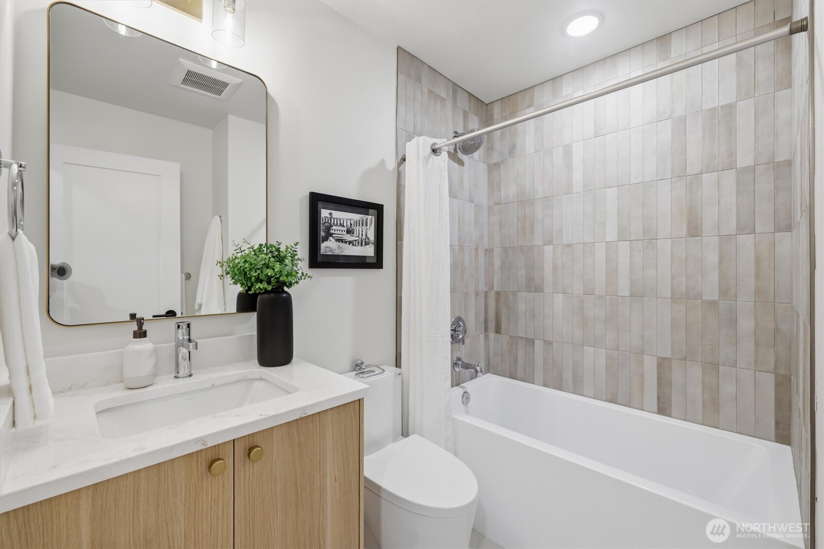 2017 Minor Avenue E Seattle WA 98102