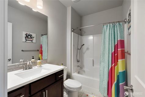 11215 Monarch Ridge Avenue NW Silverdale WA 98383