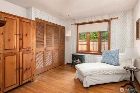 1260 168th Avenue NE Bellevue WA 98008