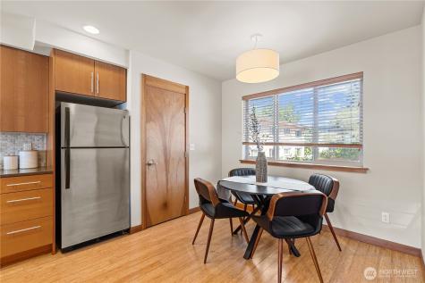 5232 California Avenue SW Seattle WA 98136