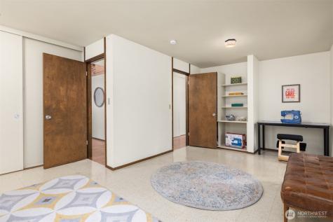 14517 Henderson Road NE Bainbridge Island WA 98110