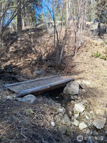 79 Bench Creek Road Tonasket WA 98855