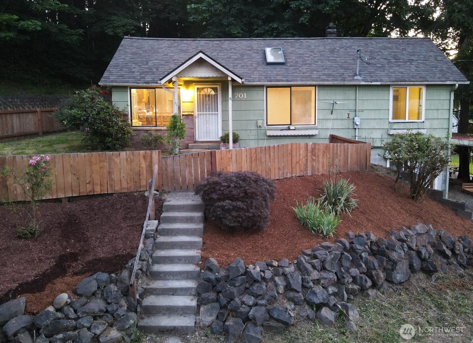 701 NW Dexter Avenue Winlock WA 98596