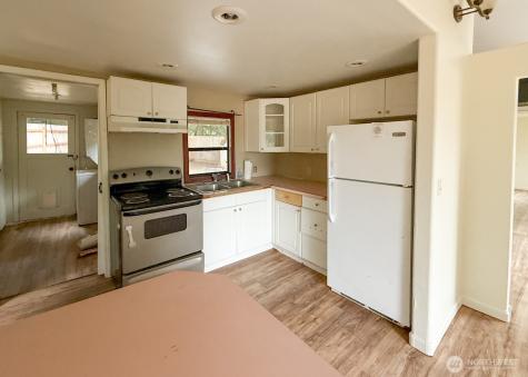 701 NW Dexter Avenue Winlock WA 98596