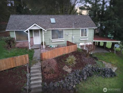 701 NW Dexter Avenue Winlock WA 98596