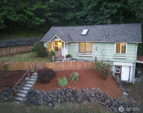 701 NW Dexter Avenue Winlock WA 98596