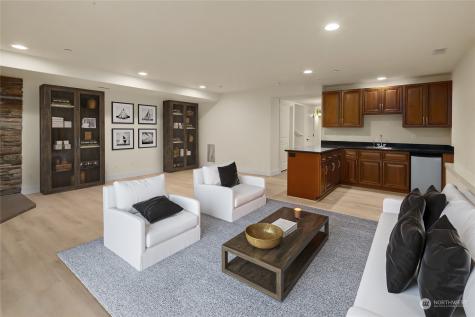 1722 264th Avenue NE Redmond WA 98053