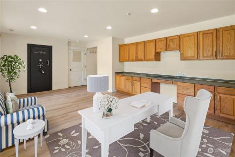 1722 264th Avenue NE Redmond WA 98053