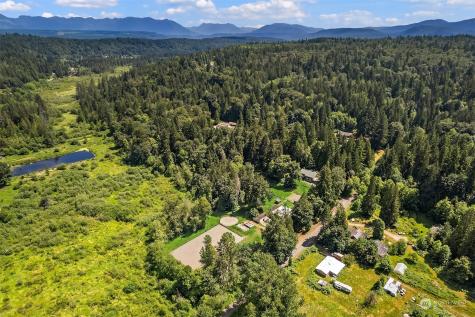 1722 264th Avenue NE Redmond WA 98053