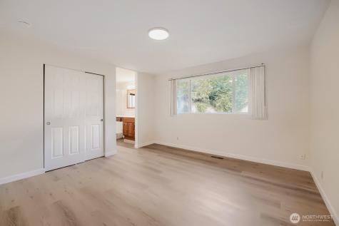 32424 10th Place S Federal Way WA 98003