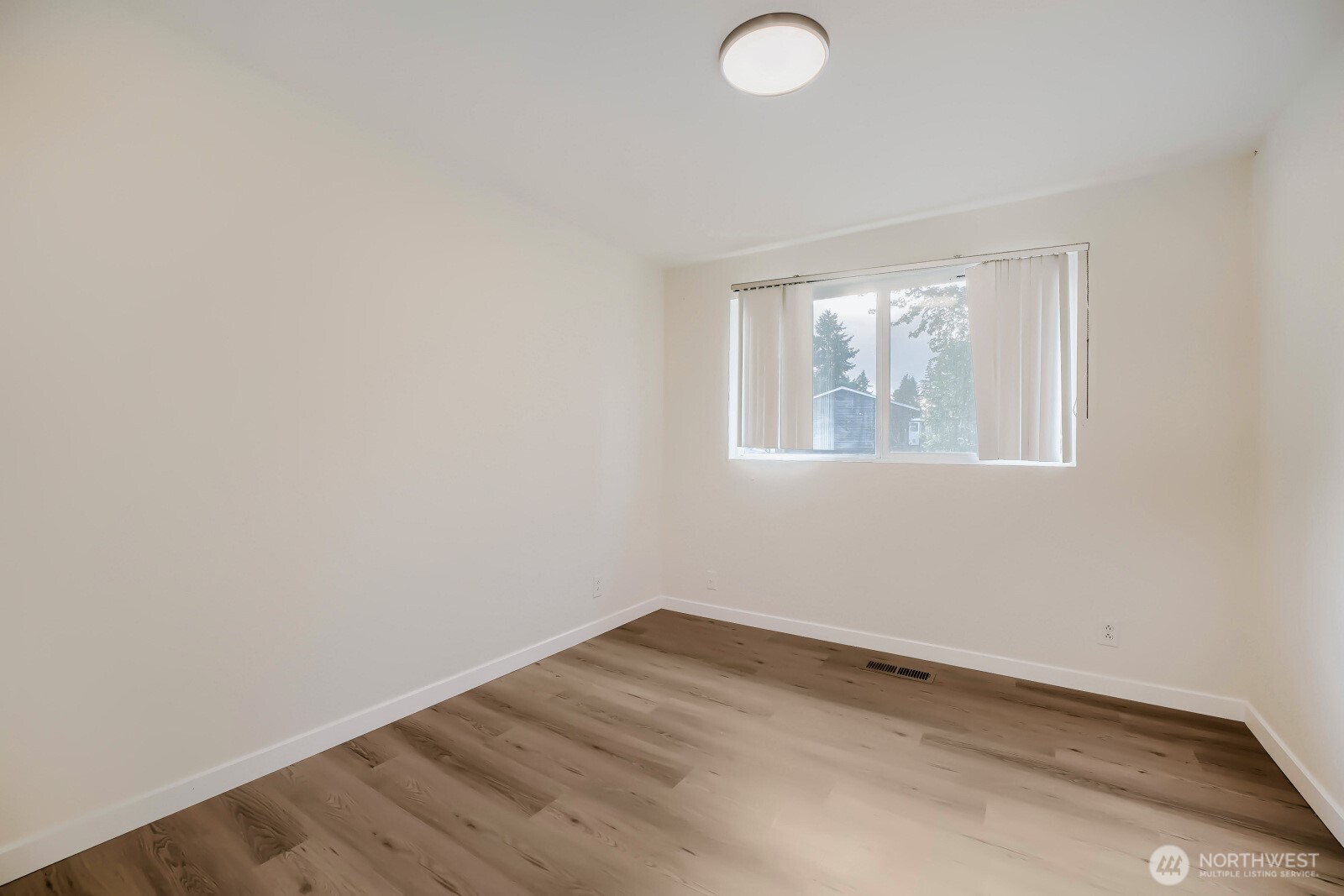 32424 10th Place S Federal Way WA 98003