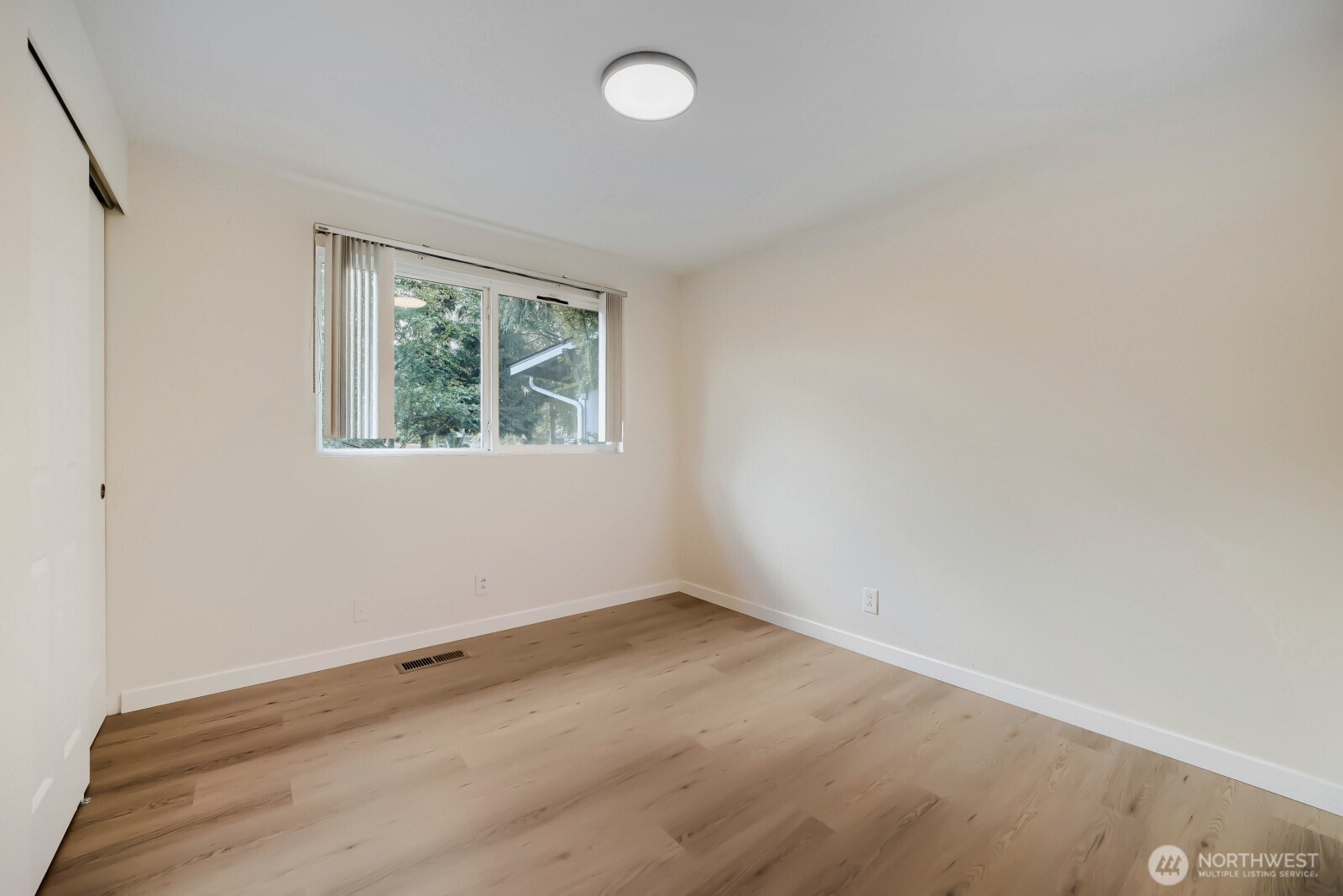 32424 10th Place S Federal Way WA 98003