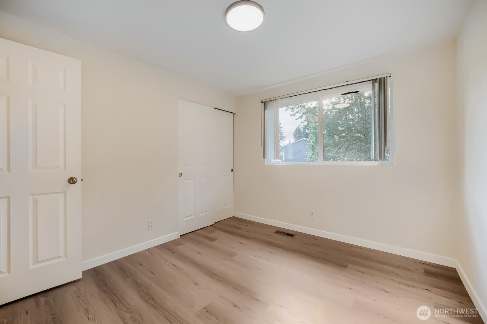 32424 10th Place S Federal Way WA 98003