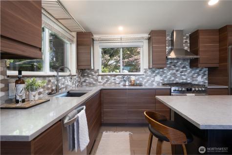 2143 Willow Lane W Tacoma WA 98466
