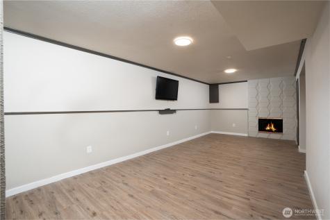 2143 Willow Lane W Tacoma WA 98466