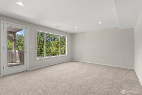 13032 204th Place SE Issaquah WA 98027
