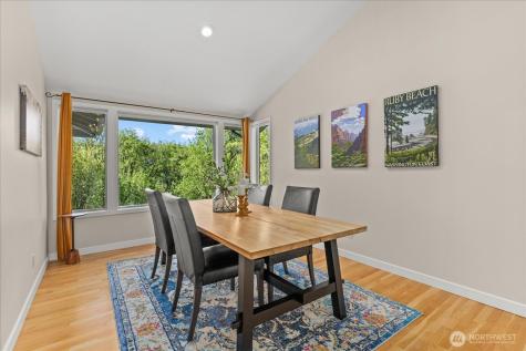 13032 204th Place SE Issaquah WA 98027