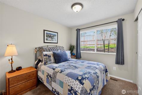 30312 10th Avenue S Federal Way WA 98003
