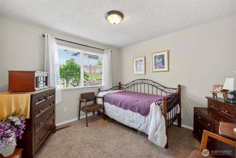 30312 10th Avenue S Federal Way WA 98003