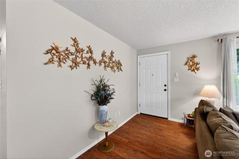 30312 10th Avenue S Federal Way WA 98003