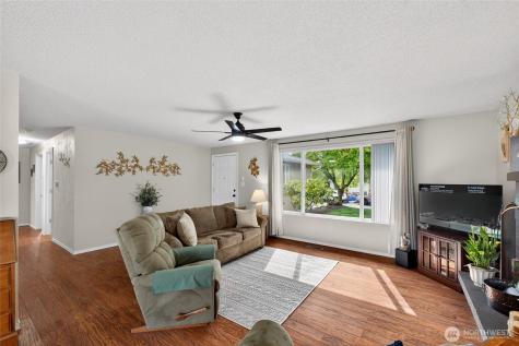 30312 10th Avenue S Federal Way WA 98003