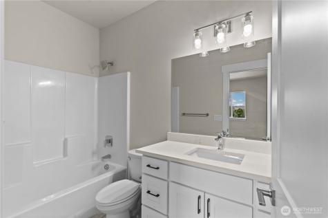 1030 Finch Lane Wenatchee WA 98801