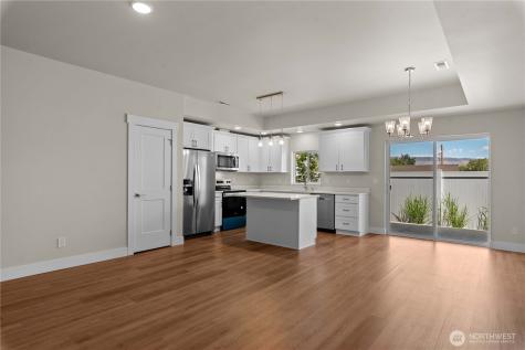 1030 Finch Lane Wenatchee WA 98801