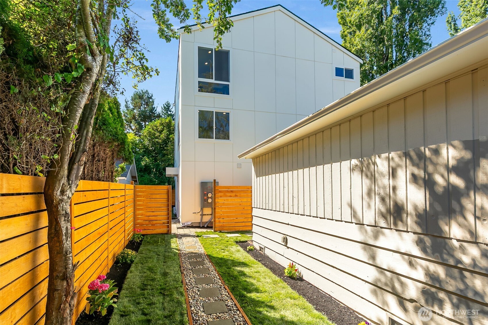 9031 4th Avenue NW Seattle WA 98117