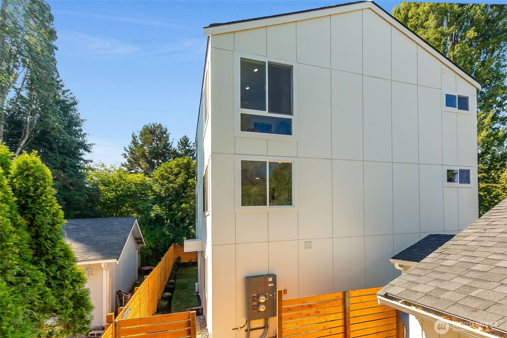 9031 4th Avenue NW Seattle WA 98117