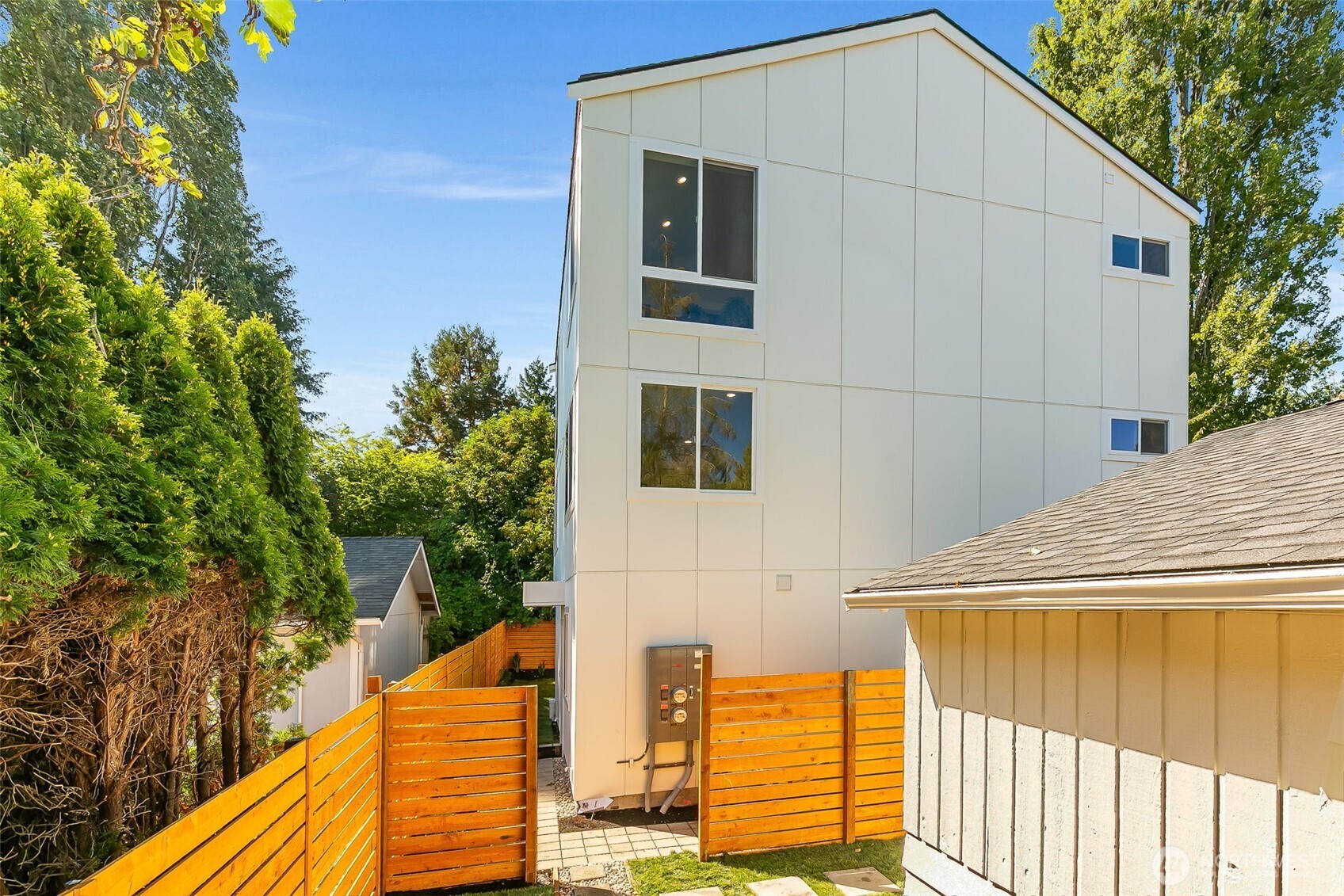 9031 4th Avenue NW Seattle WA 98117