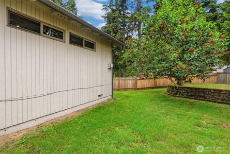 22336 122nd Avenue SE Kent WA 98031