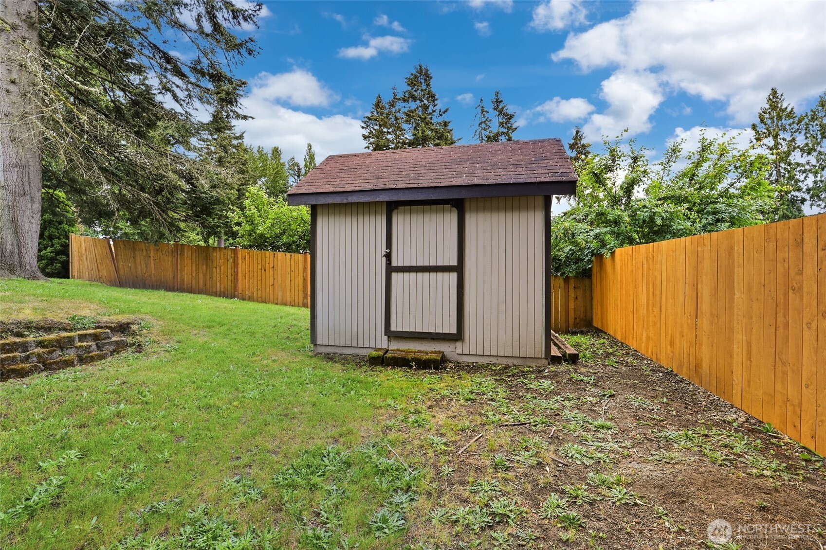 22336 122nd Avenue SE Kent WA 98031